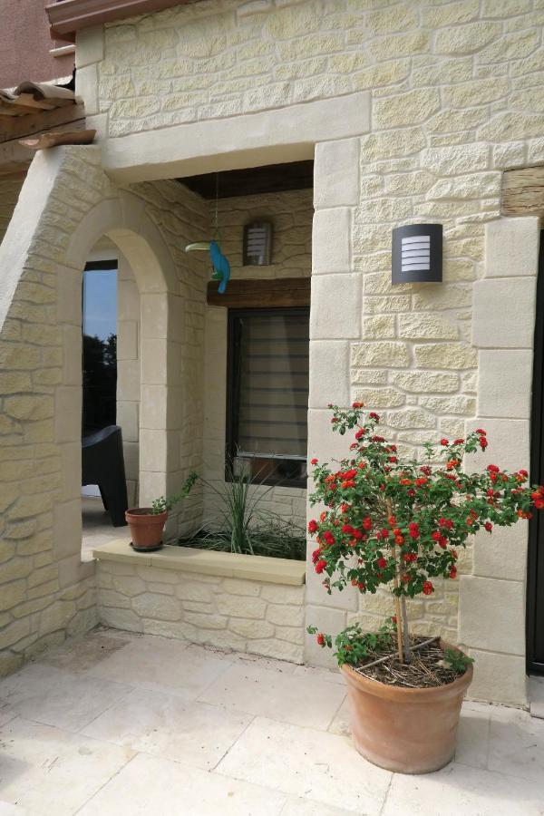 L'Atelier Bed & Breakfast Saint-Maximin  Exterior photo